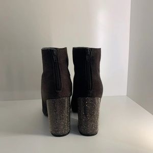 Brown Booties with detailed heel size 7.5